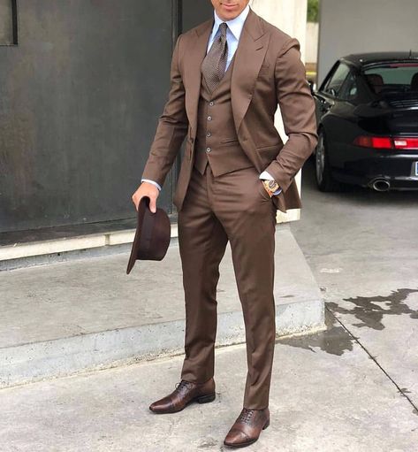 Groomsmen Brown, Dark Green Suit Men, Green Suit Men, Wedding Suits Groomsmen, Prom Tuxedo, Slim Fit Tuxedo, Stylish Suit, Brown Wedding, Groomsmen Suits