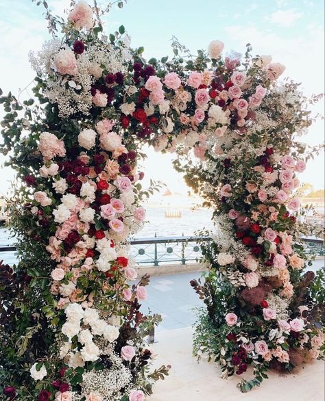 Wedding Ceremony Floral Arch, Floral Arch Wedding, Wedding Arch Rustic, Wedding Arch Flowers, Arch Flowers, Winter Wedding Flowers, Wedding Flower Inspiration, Theme Color, Floral Arch