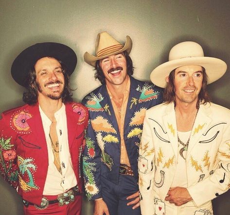 Midland Country Band, Midland Band, Country Western Fashion, Cowboy Aesthetic, Country Bands, Western Suits, Cowboy Outfits, Western Aesthetic, Country Rock