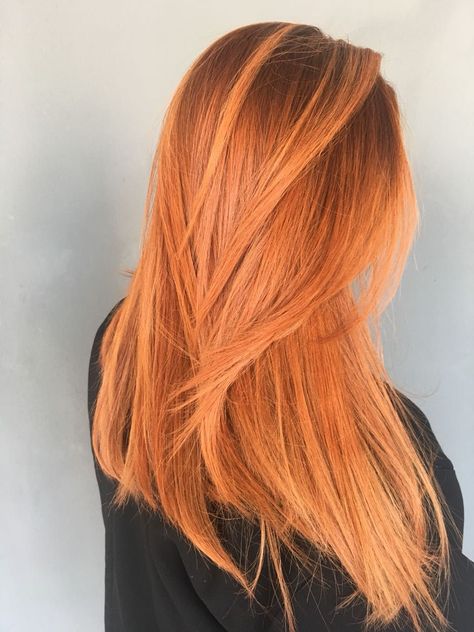 Fashion Bax Ginger Bayalage Hair, Shadow Root Ginger, Ginger Hair Shadow Root, Ginger Hair With Brown Roots, Ginger Hair With Shadow Root, Balayage Ginger Hair, Straight Ginger Hair, Orange Ombre Hair, Short Dyed Hair