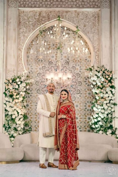 Bangladeshi Wedding Dress, Nikkah Stage, Muslim Brides Indian, Bangladesh Wedding, Islamic Wedding Dress, Saree Bride, Bangladeshi Wedding, Nikah Decor, Nikah Dress