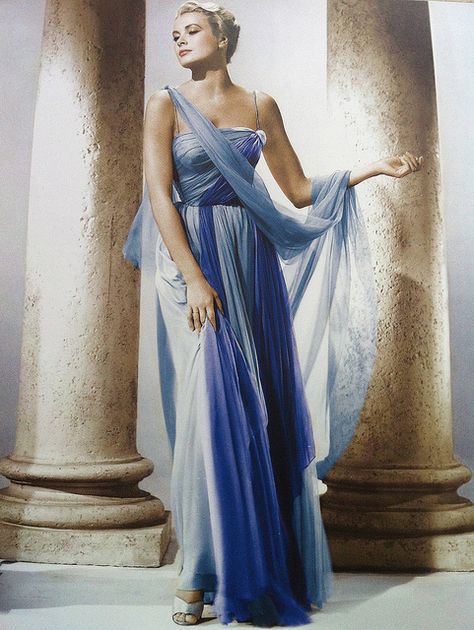 Sew Iconic - Grace Kelly in To Catch a Thief by thefoxling, via Flickr Edith Head Designs, Grace Kelly Style, To Catch A Thief, Blue Chiffon Dresses, Edith Head, Robes Glamour, Hollywood Costume, Princess Grace Kelly, Marine Uniform