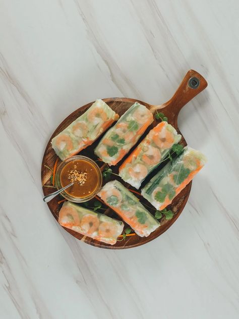 Paper Rice Rolls, Cooking Photoshoot, Vietnamese Rolls, Vietnamese Rice Paper Rolls, Vietnamese Rice Paper, Vietnamese Rice, Food Flatlay, Rice Rolls, Chloe Ting