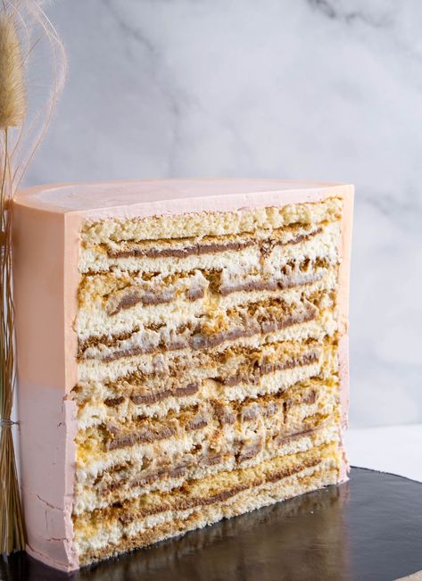 Tort Special, Pastry Workshop, Caramel Cake, Bread Recipes Homemade, Best Dessert Recipes, Food Cakes, Desert Recipes, Homemade Cakes, Something Sweet