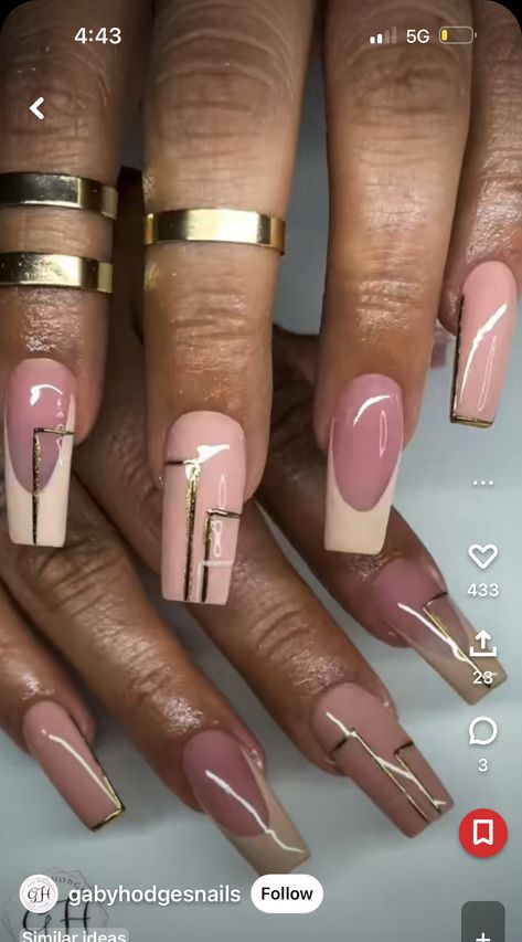 Med Length Nail Designs, Femmicure Nails, Nail Art For Black Skin, Spring Nails Black Women, Nail Ideas For Black Women, Nail Journal, Rocker Nails, Classy Acrylic Nails, Dope Nail Designs