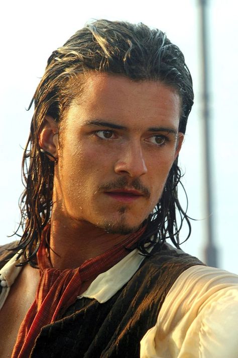 pirates of the caribbean Orlando Bloom Young, Pirate Movies, Image Spiderman, William Turner, Orlando Bloom, Hot Actors, Will Turner, Pirates Of The Caribbean, Famous Faces