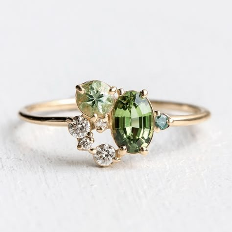 26 Cluster Engagement Rings To Get Obsessed With! Magic Princess, Collection Board, Forest Magic, Cluster Engagement Ring, Peridot Ring, Wedding Rings Unique, Solitaire Diamond, Wedding Rings Vintage, Zircon Ring