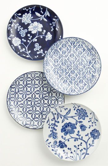 Vagabond Vintage Plates Blue And White Plates, Dessert Design, Pretty Plates, Pattern Collection, Blue Pottery, Blue And White China, 자수 디자인, White Plates, French Countryside