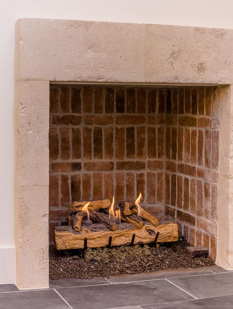 Spanish Colonial Fireplace, Spanish Fireplace Ideas, Spanish Fireplace, Colonial Fireplace, Carved Stone Fireplace, Santa Barbara Style, Colonial Style Homes, Spanish Style Home, Slate Flooring