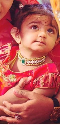 Kids Gold Jewellery, Diamond Chokers, Baby Jewelry Gold, Kids Gold Jewelry, Kids Jewellery, Earrings Fancy, Indian Baby, Baby Bangles, Light Weight Jewelry