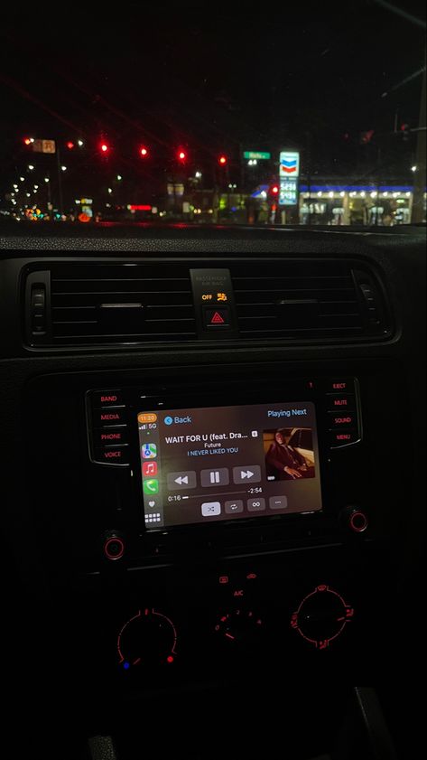 Car Radio Aesthetic Night, Music In The Car Aesthetic, Feel Good Playlist, Summer Road Trip Aesthetic, Car Singing, Hype Songs, Ig Songs, Best Road Trip Songs, Trip Songs