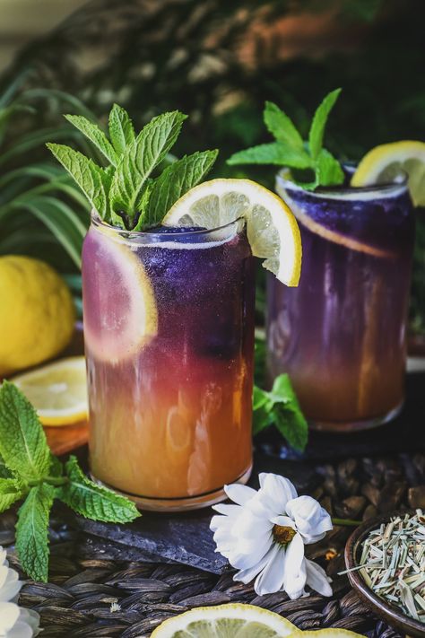 Herbal Mocktails, Summer Mocktail Recipe, Herbal Living, Summer Mocktail Recipes, Summer Mocktail, Mocktail Bar, Spearmint Tea, Lemongrass Tea, Mountain Rose