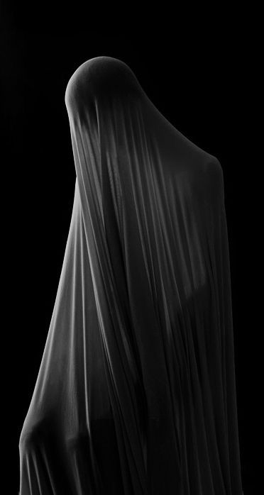 Dark Photography, Dark Beauty, Photography Inspo, Light And Shadow, Black And White Photography, Dark Aesthetic, Dark Art, All Rights Reserved, Fine Art Photography