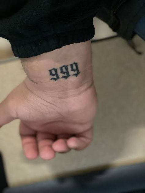 999 Tattoo, Hand Tattoo Images, Tattoo On Wrist, Wrld 999, Cool Wrist Tattoos, Small Tattoos For Guys, Body Stickers, Aesthetic Tattoo, Hand Tattoo