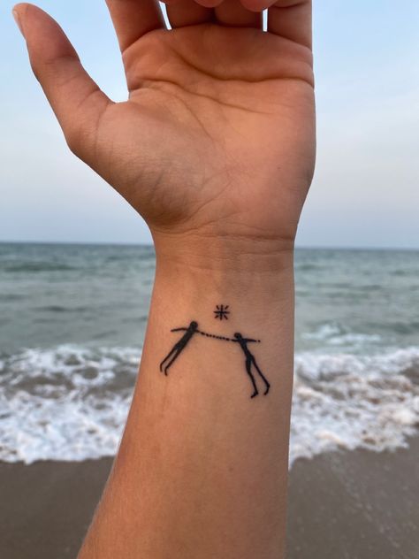 Tattoos Of Holding Hands, People Come And Go Tattoo, Tattoos About Connection, Soul Ties Tattoo Ideas, Soul Tied Tattoo, Intertwined Sewn Together Tattoo, Soul Connection Tattoo Ideas, Human Figure Tattoo, Platonic Love Tattoo