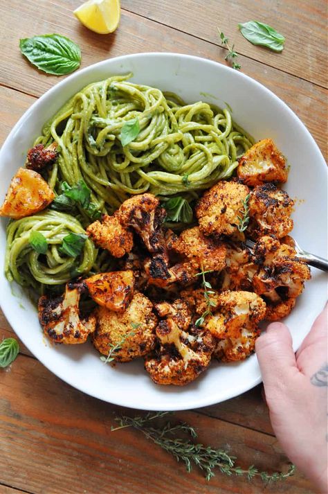 Vegan Blackened Cauliflower with Creamy Pesto Pasta - Rabbit and Wolves Blackened Cauliflower, Creamy Vegan Pesto, Vegan Pesto Pasta, Creamy Pesto Pasta, Vegan Ideas, Vegan Pesto, Creamy Pesto, Spicy Dishes, Vegan Eats