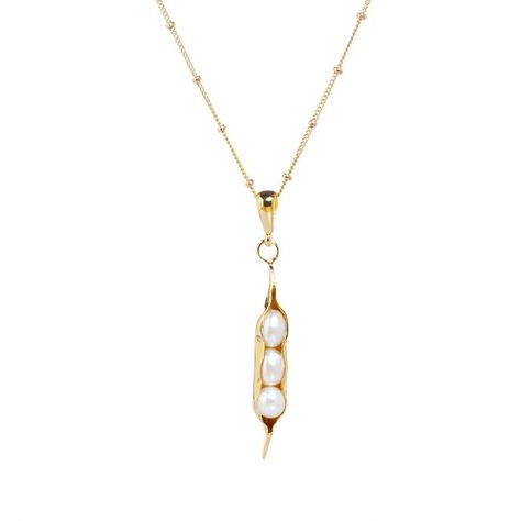 £110.00 Gold plated peapod pendant Elegant Gold Necklace, Pea Pod Necklace, Gold Snake Chain, Pearl Jewels, Peas In A Pod, Pea Pods, Pippa Middleton, Gold Pearl Earrings, Gold Snake