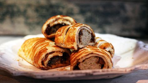 Paul Hollywood's puff pastry | Expert recipes | SBS Food Paul Hollywood Recipes, Sausage Rolls Recipe, Sausage Roll, Sbs Food, Paul Hollywood, La Food, Puff Pastry Recipes, Sausage Rolls, Savory Snacks