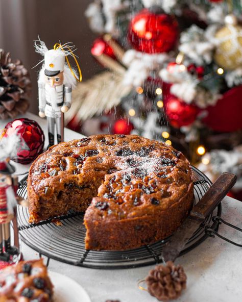 Nothing says Christmas better than a good ol’ Plum Cake! So let’s make an eggless plum cake that is made with the warmest of spices, is rich and absolutely delicious! Check out this dessert's recipe on the blog! #PlumCake #Dessert #Baking #Christmas Christmas Plum Cake Recipe, Christmas Plum Cake, Best Fall Desserts, Plum Cake Recipe, Bake With Shivesh, Christmas Food Photography, Plum Cakes, Warm Desserts, Eggless Cake Recipe