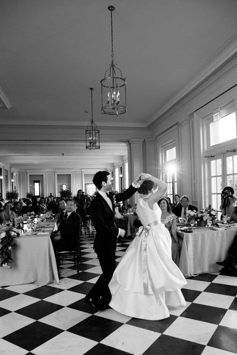 Elegant + Organic Chicago History Museum Wedding