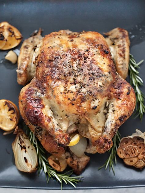 Roast Chicken Recipe, Chicken With Lemon, Meat Sweats, Thyme Chicken, Whole Chicken Recipes, Whole Roasted Chicken, Rosemary Garlic, Lemon Rosemary, Oven Roasted Chicken