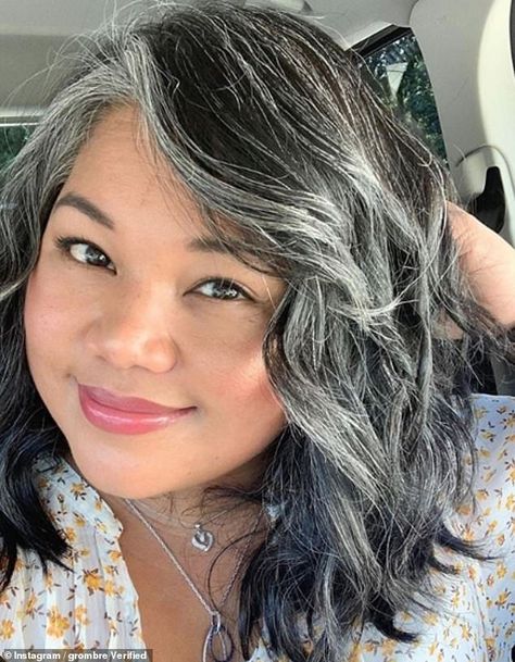 Women as young as 27 who are going prematurely grey embrace their silver locks in Instagram campaign | Daily Mail Online Premature Grey Hair, Grey Hair Transformation, Grey Hair Inspiration, Beautiful Gray Hair, Gray Hair Growing Out, Hair Growing, Natural Gray Hair, Transition To Gray Hair, Blending Gray Hair