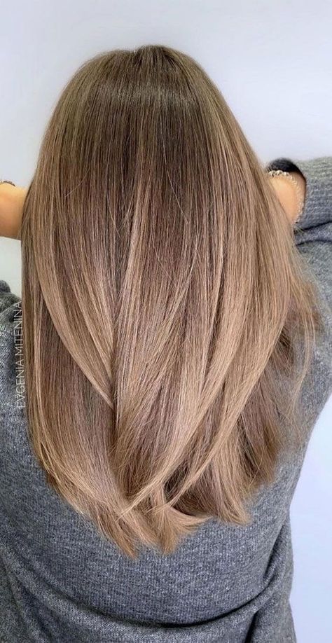 Winter Hair Colours, Light Brunette Hair, Dark Blonde Hair Color, Brown Hair With Blonde Highlights, Hair Color Light Brown, Brown Hair Balayage, Dark Blonde Hair, Light Hair Color, Blonde Hair Looks