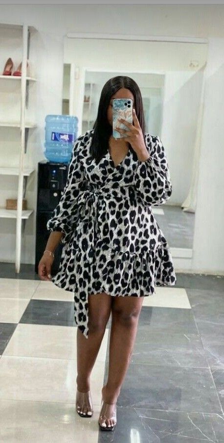 Chiffon Short Gown Styles, Materials Gown Style, Office Wears, Plus Size Short Dresses, Fancy Short Dresses, Classy Short Dresses, Dress Ankara, Corporate Dress, Chic Dress Classy