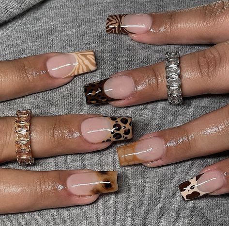 Army Fatigue Nails, Square Animal Print Nails, Square Nails Ideas Fall, Short Leopard Print Nails, Nails With Animals, Apres Gel X Nails Design, Funky Acrylic Nails, Leopard Nail Ideas, Leopard Print Nail Designs