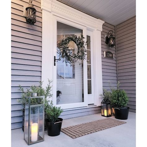 Front Door And Screen Door Combo, Front Door With Glass Storm Door, Front Door Ideas With Screen Door, Exterior Doors Farmhouse, Clear Front Door, Front Door With One Side Window, Glass Storm Doors For Front Door, Storm Door Ideas, White Front Door Ideas