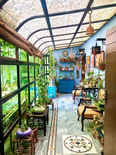 Diy Easy Backyard Ideas, Casa Hobbit, Conservatory Greenhouse, Indian House, Greenhouse Ideas, Easy Backyard, Outdoor Decorations, Diy Garden Projects, Aquascaping