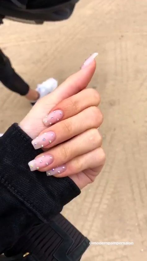 kylie jenner nails #creditcard Kylie Jenner Nails - 275+ Images Acrylic Nails Kylie Jenner, Jenner Nails, Kylie Nails, Kylie Jenner Nails, Franklin Bbq, Image Nails, Squoval Nails, Nails Square, Long Acrylic