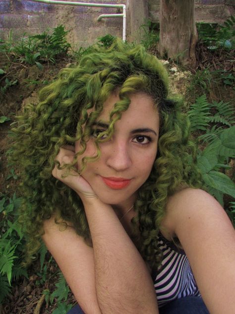 Orange Highlights Curly Hair, Moss Colored Hair, Earthy Green Hair, Muddy Green Hair, Green Curly Hair Natural Curls, Mossy Green Hair, Forest Hair Color, Green Hair Tan Skin, Moss Hair Color