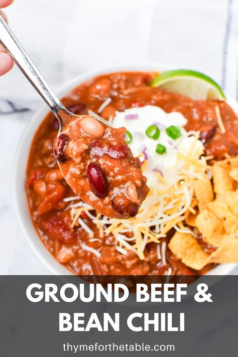 Discover the ultimate comfort food with our hearty Ground Beef and Bean Chili recipe! Packed with savory flavors, lean ground beef, kidney beans, and the perfect blend of spices like chili powder and cumin, this classic chili is perfect for cozy dinners. Follow this beef chili recipe with beans recipe for a delicious, soul-warming meal. Chili Recipe With Beans, Recipe With Beans, Beef And Bean Chili, Recipes With Kidney Beans, Beef Kidney, Ground Beef Chili, Meat Chili, Cozy Dinners, Beef Chili Recipe