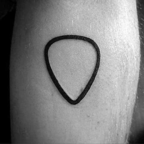 Top 43 Simple Music Tattoos for Men [2020 Inspiration Guide] Tattoo Knee, Guitar Tattoo Design, Tattoo Music, Rock Tattoo, Music Tattoo Designs, Guitar Tattoo, Stick N Poke, Simple Tattoo, Tattoo Arm