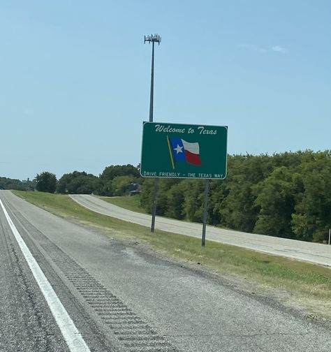 70s Texas Aesthetic, Texas Life Aesthetic, Humboldt County Aesthetic, Rural Texas Aesthetic, Welcome To Texas Sign Aesthetic, Welcome To Texas Sign, Welcome To Oklahoma Sign, Welcome To Texas, Baytown Texas