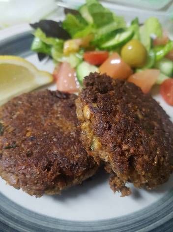 Pilchard Fishcakes Pilchards Fish Cakes Recipe, Fishcakes Recipe, Easy Fish Cakes, Fish Cakes Recipe, African Dishes, Food Fish, My Granny, African Cooking, Fish Cakes