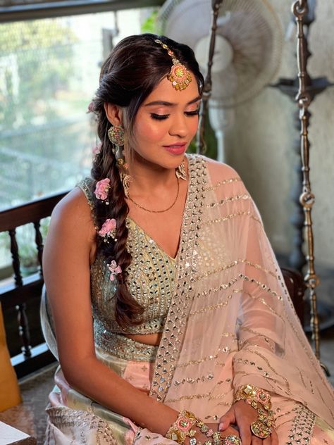 Haldii Makeeuupp💘💄 #green #pastel #pink Makeup With Green Lehenga, Pastel Green Makeup Looks, Green Lehenga Makeup, Lehenga Makeup, Engagement Hair, Pastel Makeup, Engagement Hairstyles, Green Lehenga, Blue Lehenga