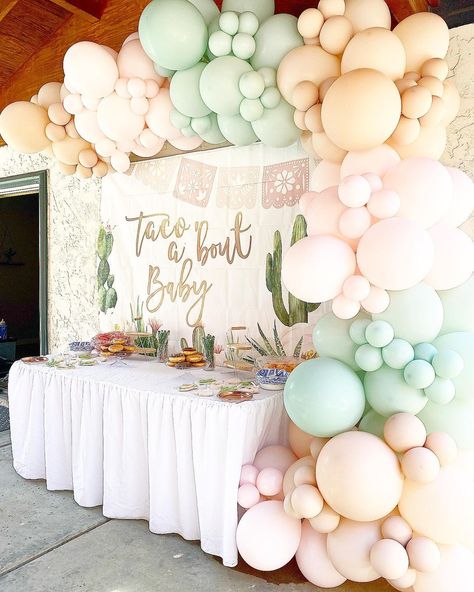 Succulent Baby Shower Ideas, Cactus Baby Shower Ideas, Cactus Garland, Pastel Balloon Garland, Baby Shower Balloon Arch, Mexican Baby Shower, Balloons Arch, Sprinkle Shower, Sprinkle Baby Shower