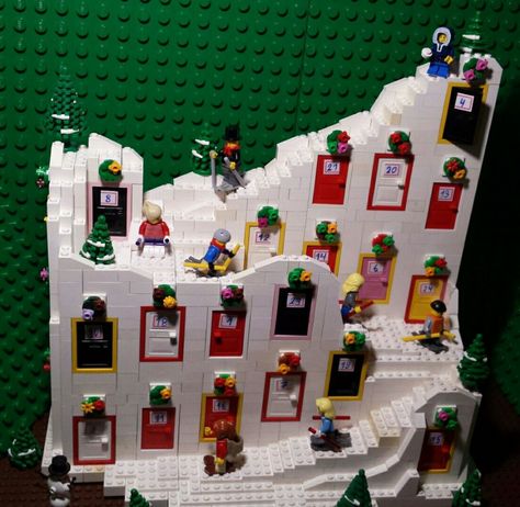 Lego Christmas Ornaments, Lego Diy Crafts, Christmas Lego, Lego Christmas Village, Lego Winter Village, Advent Diy, Lego Advent Calendar, Lego Village, Lego Advent