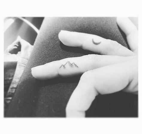 Ink | Tattoo | Tiny tattoo | Finger tattoo | Mountain | Moon | Wanderlust | Travel Mountain Range Finger Tattoo, Mountain Finger Tattoos For Women, Finger Tattoos Travel, Travel Finger Tattoo, Mountain Tattoo On Finger, Finger Tattoos Mountain, Finger Mountain Tattoo, Mountain Tattoo Finger, Nature Finger Tattoo