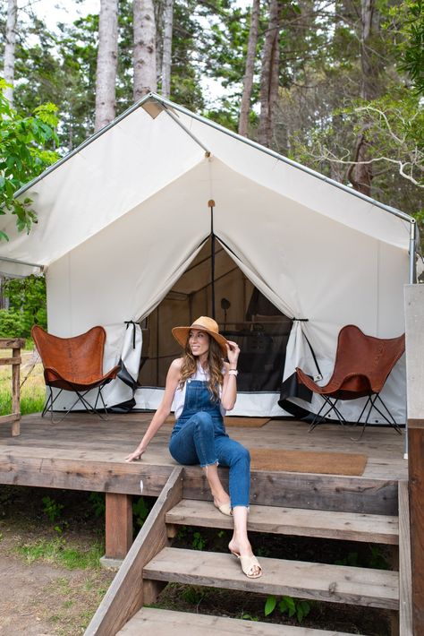 Our Weekend Glamping in Mendocino Grove Glamping Style Clothes, Glamping Outfits For Women, Spring Camping Outfits, Glamping Fashion, Glamping Outfit, Camping Outfit, Tent Platform, Picnic Photography, Camping Outfits For Women