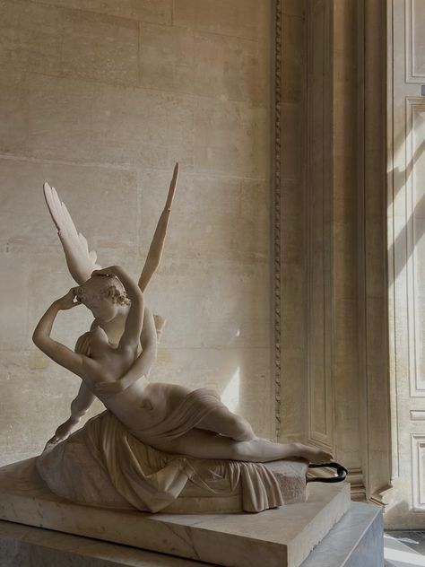 Eros And Psyche, Museum In Paris, The Louvre Museum, Museum Aesthetic, Antonio Canova, Cupid And Psyche, Parisian Vibes, Museums In Paris, Louvre Paris