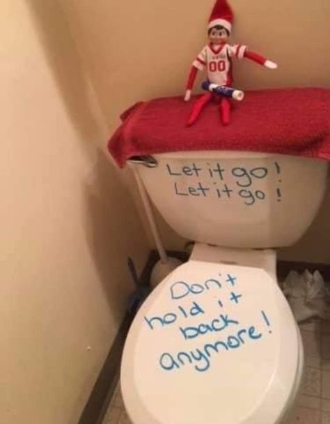 Evil Elf On The Shelf, Elf Hiding Ideas, Cute And Fun Crafts, Elf Hiding Spots, Elf Ideas Easy Funny, Funny Elf Ideas, Elf On The Shelf Pet Ideas, Elf On Shelf Funny, Elf Tricks