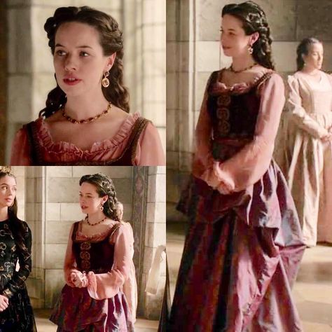 Season 2, Episode 16 "Tasting Revenge" Lola Reign, Reign Outfits, Kunoichi Outfit, Reign Fashion, Reign Dresses, The White Princess, Fan Girling, Mary Stuart, Fasion Outfits