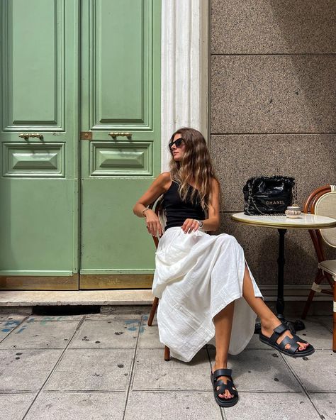 The Micro Trend We Love: White Skirts Linen Skirt Outfit, White Maxi Skirt Outfit, White Skirt Outfits, Skirt Outfit Summer, White Linen Skirt, Summer Outfits 2024, Midi Skirt Outfit, White Midi Skirt, White Maxi Skirts