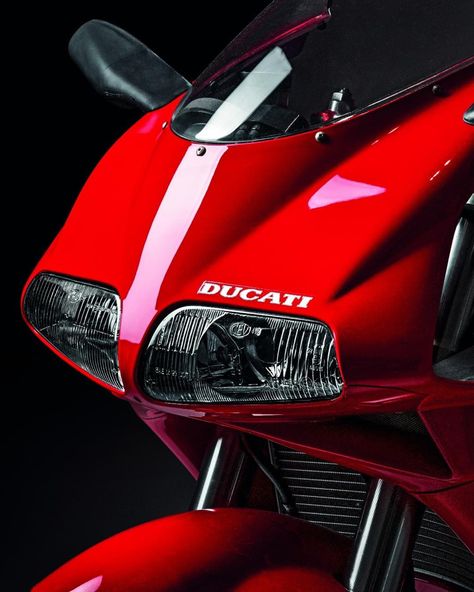 Ducati Classic, Ducati 998, Alfa Cars, Ducati 916, Best Motorbike, Antique Motorcycles, Red Bike, Crotch Rocket, Italian Motorcycles