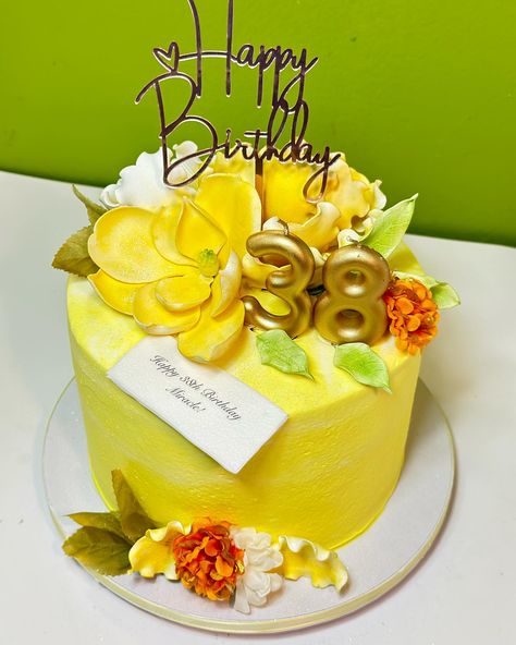 Celebrating with a delicious beautiful flower custom cake for her 38th Birthday! 🥳🎉🎂#customcakes #austincustomcakes #austinbakery #atxbakery #austin3dcakes #funcelebration #supportlocal #austin 38 Cake Birthday, Happy 38 Birthday, Cake For Her, 38th Birthday, 3d Cakes, Custom Cake, Custom Cakes, Beautiful Flower, Beautiful Flowers