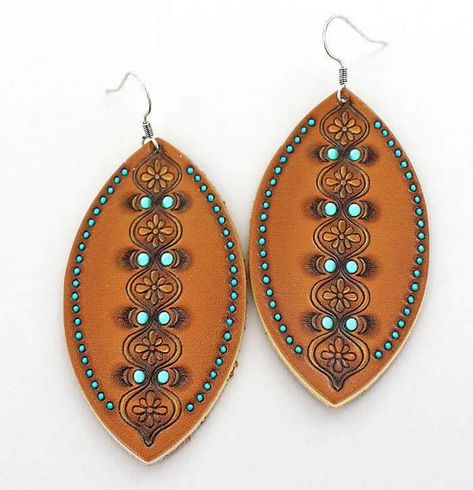 Moroccan Style Earrings Burned Leather Earrings, Leather Earrings Ideas, Gourd Jewelry, Leather Accessories Diy, Cowboy Hat Design, Handmade Leather Work, Leather Jewelry Making, Handmade Leather Jewelry, Leather Tooling Patterns