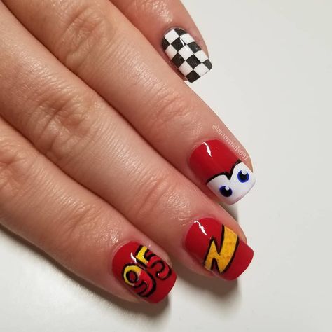 Pixar Cars Nails, Lightning Mcqueen Nails Art Ideas, Lightning Mcqueen Nail Art, Cars Nails Designs, Cars Inspired Nails, Lightning Mcqueen Makeup, Lightning Mcqueen Tattoo, Cars Nails Disney, Lightning Mcqueen Nails